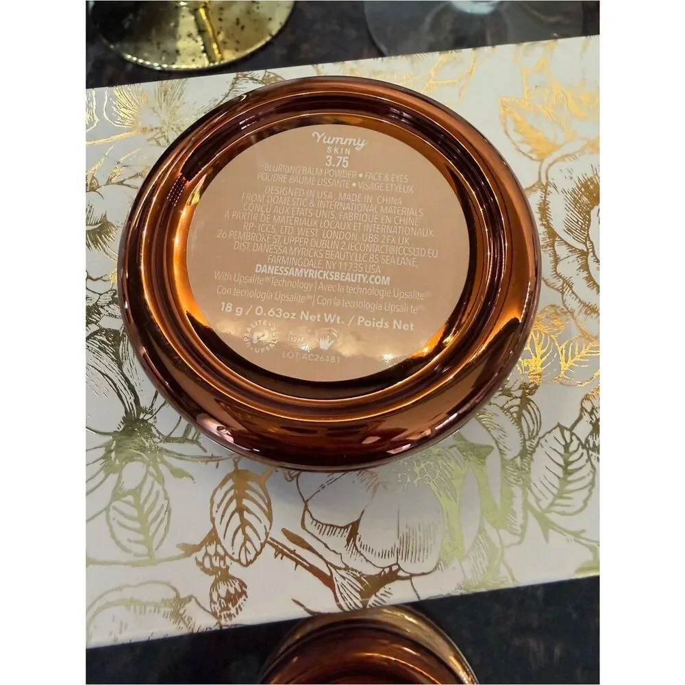 NEW Danessa Myricks Beauty Yummy Skin Blurring Balm Powder for Face 3.75